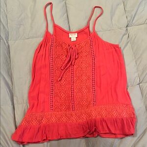 women’s size medium top